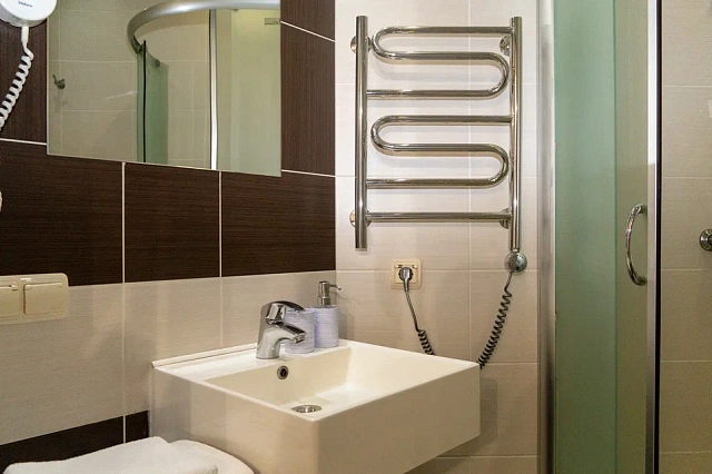 Стандарт с диваном